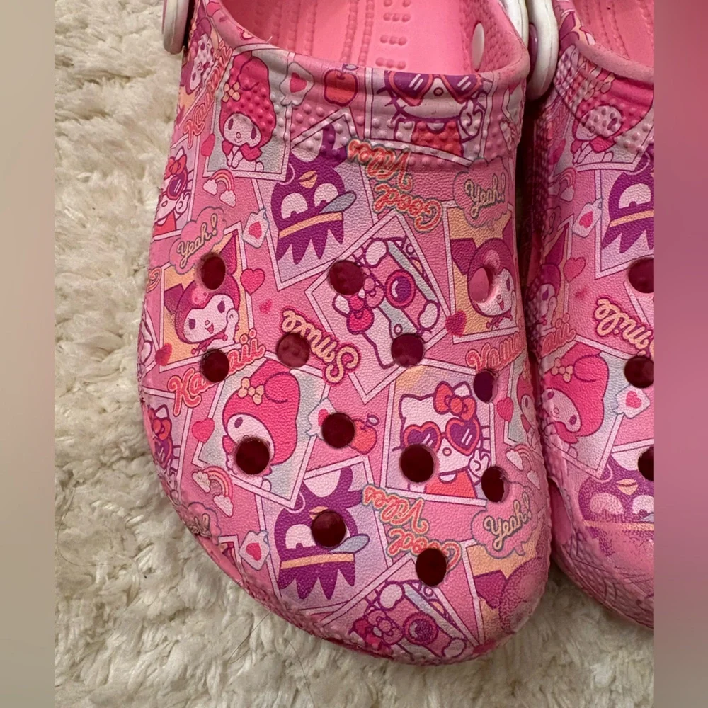 Crocs Hello Kitty and Friends Classic Pink Clogs CROCS Youth Girl Size 3